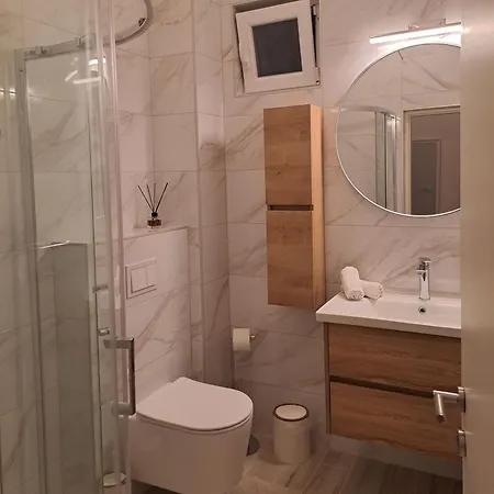Apartament Mig - With Beautiful Garden